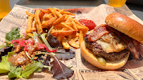Hamburger du Restauration rapide l'Embusqué à Vierville-sur-Mer - n°15