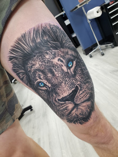 Explore left hand tattoo ideas, creative tattoo ideas in Lombard, available at New Hope Tattoo