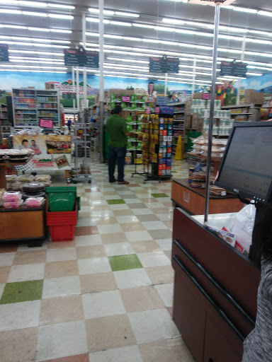 Supermarket «Tresierras Supermarket», reviews and photos, 280 Harvard Blvd, Santa Paula, CA 93060, USA