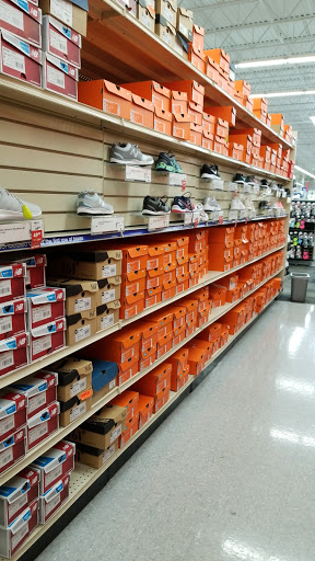 Sporting Goods Store «Academy Sports + Outdoors», reviews and photos, 4627 East Sam Houston Pkwy S, Pasadena, TX 77505, USA