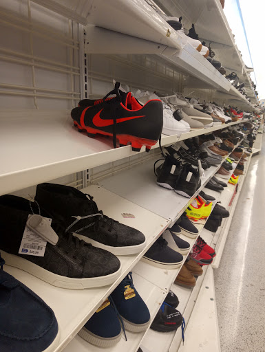 Clothing Store «Ross Dress for Less», reviews and photos, 2327 Street Rd, Bensalem, PA 19020, USA