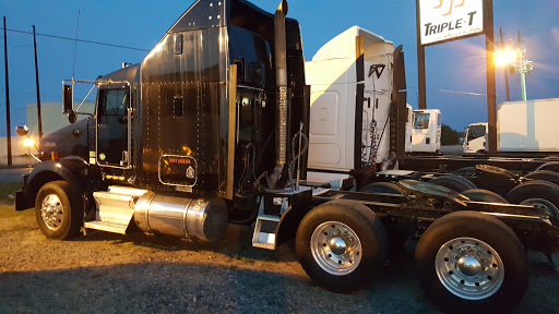 Dump truck dealer Wilmington