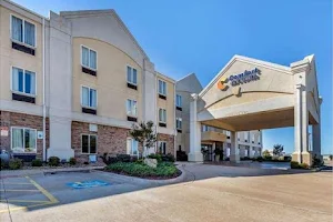 Comfort Inn & Suites Perry I-35 image