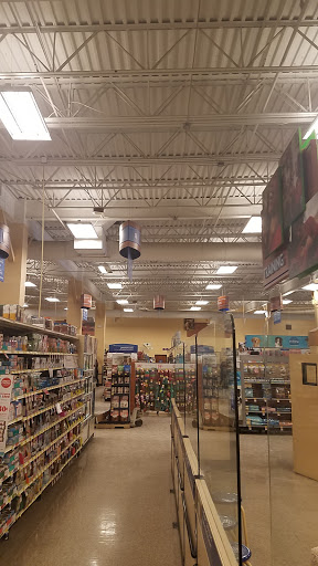 Pet Supply Store «PetSmart», reviews and photos, 3750 W Market St, Fairlawn, OH 44333, USA