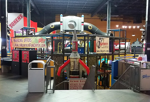 Amusement Park «Magic Mountain Fun Center - Polaris», reviews and photos, 8350 Lyra Dr, Columbus, OH 43240, USA