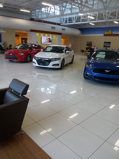 Used Car Dealer «CarMax», reviews and photos, 14920 N Nebraska Ave, Tampa, FL 33613, USA