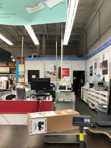 Office Supply Store «Staples», reviews and photos, 350 N Bedford Rd, Mt Kisco, NY 10549, USA