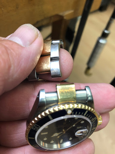 Wholesale Jeweler «Downtown Goldsmith», reviews and photos, 139 N Woodland Blvd, DeLand, FL 32720, USA