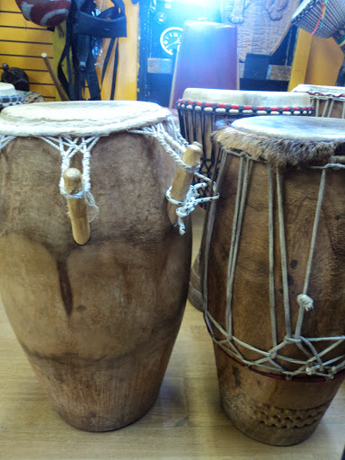 African Arts and Percussions