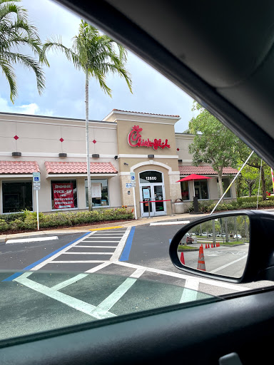 Fast Food Restaurant «Chick-fil-A», reviews and photos, 2650 N Federal Hwy, Fort Lauderdale, FL 33306, USA