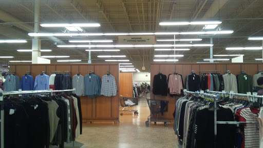 Clothing Store «Burlington Coat Factory», reviews and photos, 250 S Randall Rd, Elgin, IL 60123, USA