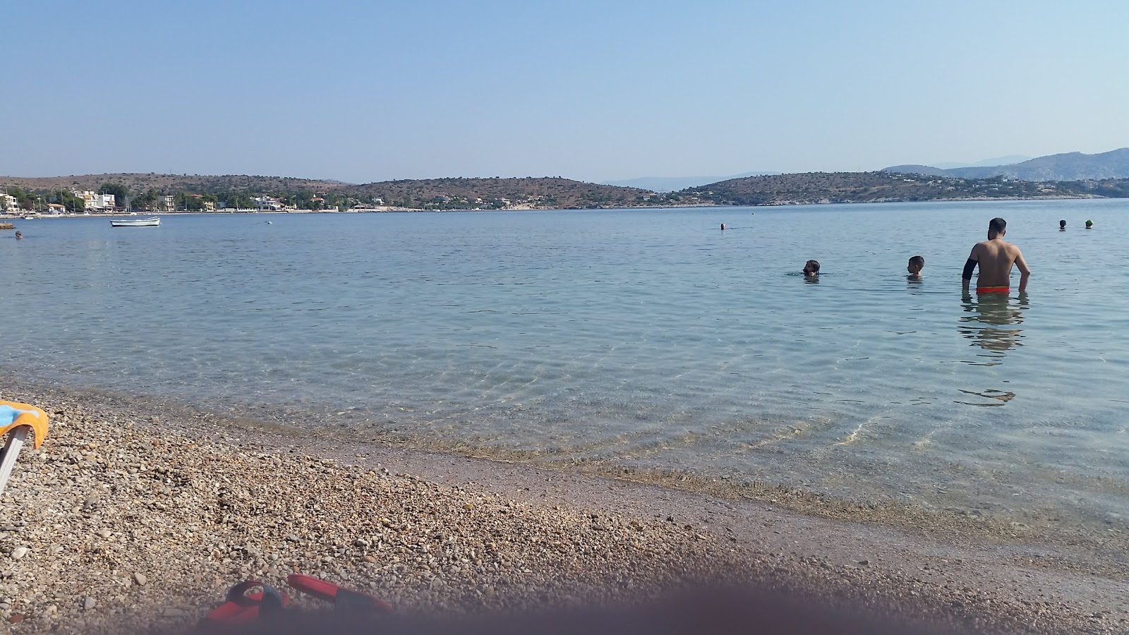 Selinia beach'in fotoğrafı ve yerleşim