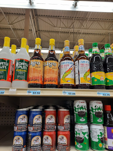 Grocery Store «Butera Market», reviews and photos, 600 Pearson Dr, Genoa, IL 60135, USA