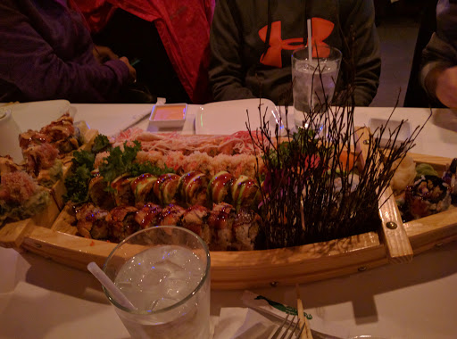 Shopping Mall «Pleasant Valley Shopping Center», reviews and photos, 7524 Broadview Rd, Cleveland, OH 44134, USA