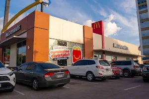 McDonald's • Suyapa image
