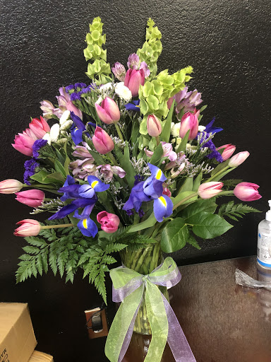 Florist «Bevess Floral», reviews and photos, 4221 Montgomery Dr, Santa Rosa, CA 95405, USA