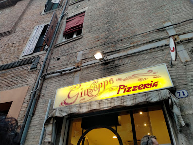 Pizzeria Giuseppe Via Carlo Mayr, 71, 44121 Ferrara FE, Italia