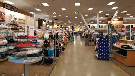 Grocery Store «Fred Meyer», reviews and photos, 8530 Evergreen Way, Everett, WA 98208, USA