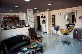 Salon Plussz