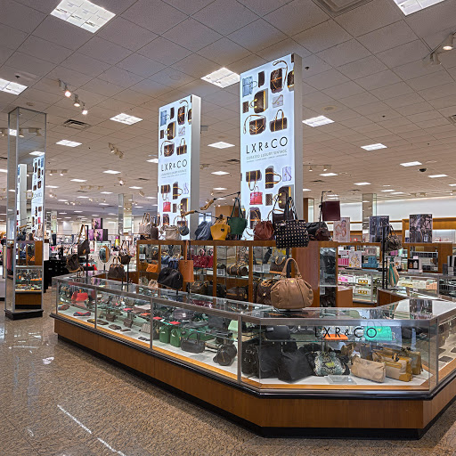 Department Store «Century 21 Department Store», reviews and photos, 1085 Old Country Rd, Westbury, NY 11590, USA