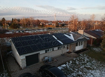 Solar photovoltaic power plant Ottawa