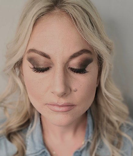 Hair Salon «Lucky Hair Company Salon, Spa, & Boutique», reviews and photos, 45251 Cherry Hill Rd, Canton, MI 48188, USA