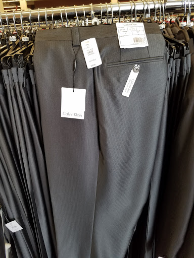 Clothing Store «K&G Fashion Superstore», reviews and photos, 5802 E Virginia Beach Blvd #108, Norfolk, VA 23502, USA