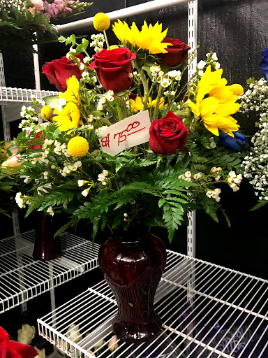 Florist «Alans AAA Florist», reviews and photos, 287 E Highland Ave, San Bernardino, CA 92404, USA