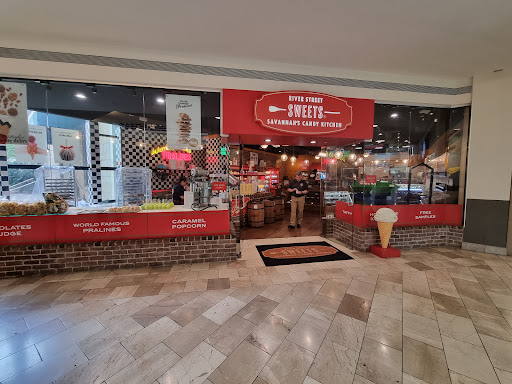 Shopping Mall «Shops at Rivercenter», reviews and photos, 849 E Commerce St, San Antonio, TX 78205, USA