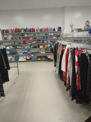 Thrift Store «Thrift World of Dallas», reviews and photos, 3046 Forest Ln # 100, Dallas, TX 75234, USA