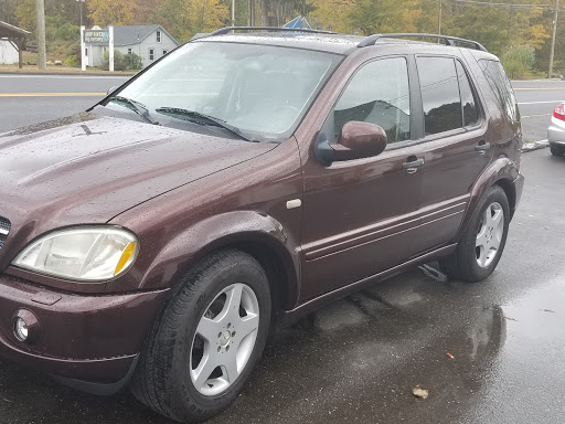 Auto Body Shop «Bolton Collision Repair Inc», reviews and photos, 262 Hop River Rd, Bolton, CT 06043, USA