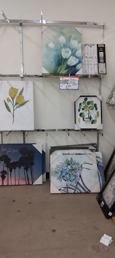 Discount Store «Fallas Paredes Discount Stores», reviews and photos, 26 E Baseline Rd #110, Phoenix, AZ 85040, USA