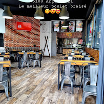 Atmosphère du Restaurant halal Ma Poule Grillée - Poulet braisé au feu de bois à Argenteuil - n°13