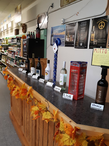 Liquor Store «Parkway Wine & Spirits Inc», reviews and photos, 3912 Vestal Pkwy E, Vestal, NY 13850, USA