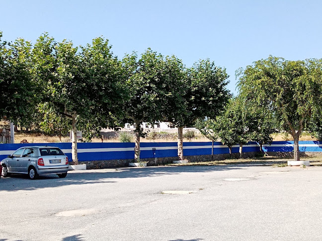 Comentários e avaliações sobre o Camping car parking.