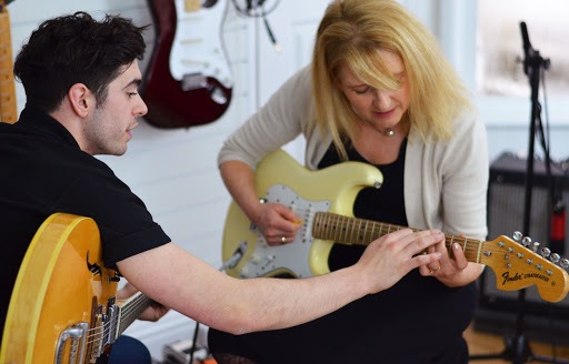 Guitar Lessons Manchester - Your Guitar Academy