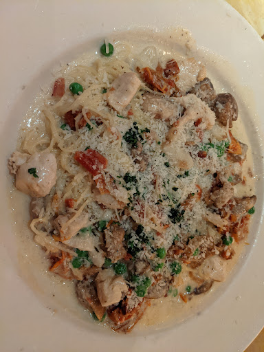 Restaurant «The Cheesecake Factory», reviews and photos, 401 Bellevue Way NE, Bellevue, WA 98004, USA