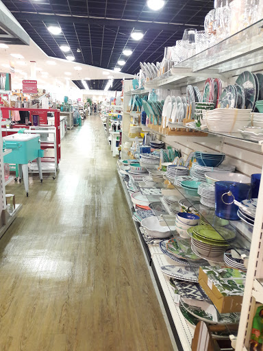 Department Store «T.J. Maxx & HomeGoods», reviews and photos, 6625 N Davis Hwy, Pensacola, FL 32504, USA