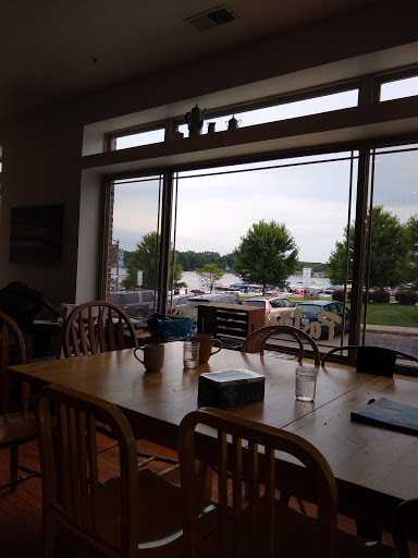 Coffee Shop «Vacavi Cafe», reviews and photos, 100 Water St, Conneaut Lake, PA 16316, USA