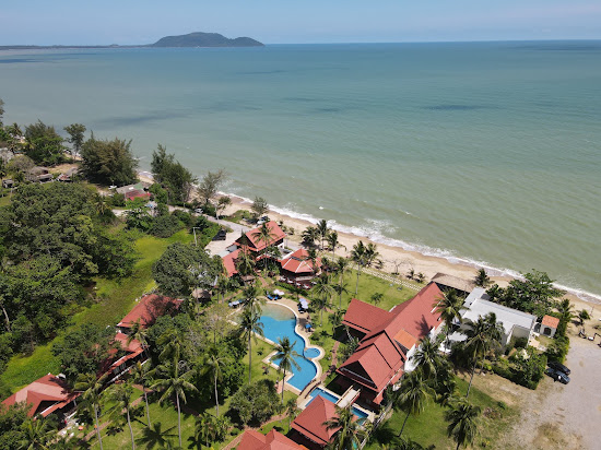 Suan Luang Beach