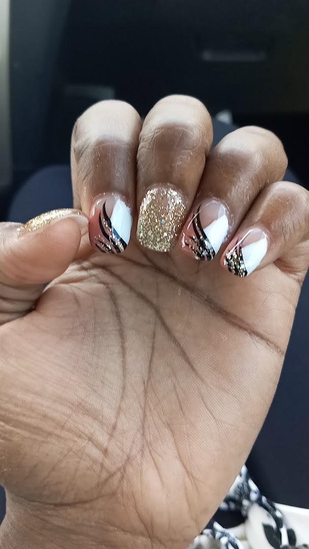 Nails Image & Tan