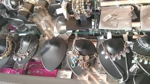 Shopping Mall «Hastings Village», reviews and photos, E Foothill Blvd, Pasadena, CA 91107, USA