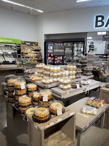 Supermarket «Super Stop & Shop», reviews and photos, 603 Burnside Ave, Inwood, NY 11096, USA