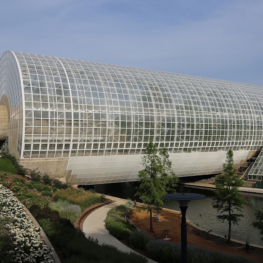 Crystal Bridge Tropical Conservatory