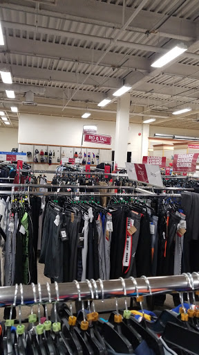 Clothing Store «Burlington Coat Factory», reviews and photos, 24 Wayne Hills Mall, Wayne, NJ 07470, USA