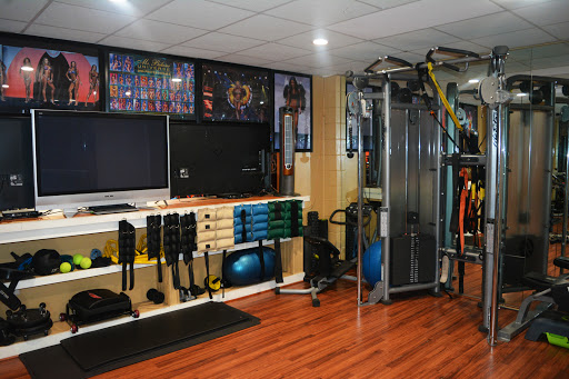 Gym «Optimum Gym- South Tampa», reviews and photos, 3020 W Kennedy Blvd B, Tampa, FL 33609, USA