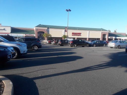 Grocery Store «Giant Food Stores», reviews and photos, 3477 Lincoln Hwy, Thorndale, PA 19372, USA