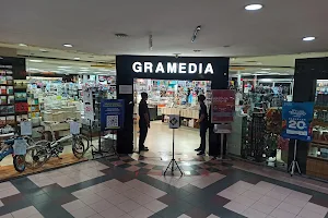 Gramedia Bali Duta Plaza image