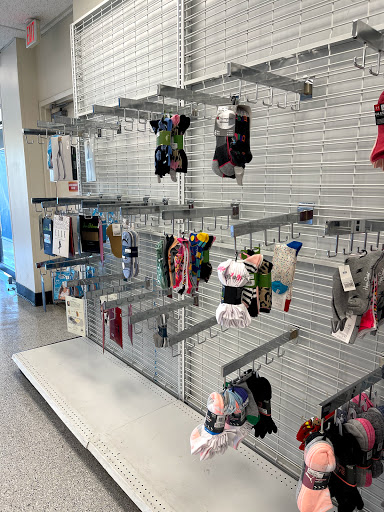 Clothing Store «Ross Dress for Less», reviews and photos, 150 Woodside Plaza, Redwood City, CA 94061, USA