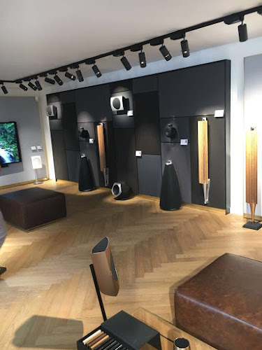 https://media-line.ch/